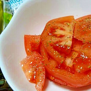 バジル入りオイルで作るトマトのマリネ